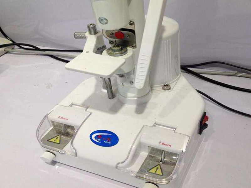 鏡片鉆孔機(jī)怎么用？具體流程分享！